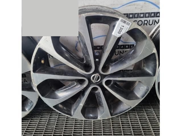 bontott NISSAN QASHQAI Alufelni Szett