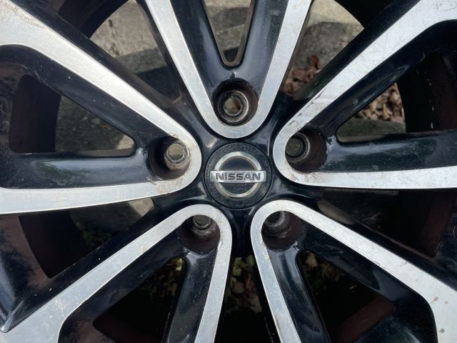 bontott NISSAN QASHQAI Alufelni Szett