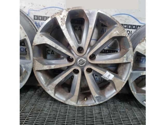 bontott NISSAN QASHQAI Alufelni Szett