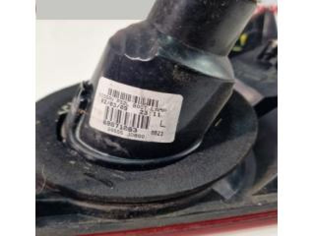 bontott NISSAN QASHQAI Bal Belső Hátsó Lámpa