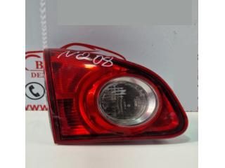 bontott NISSAN QASHQAI Bal Belső Hátsó Lámpa