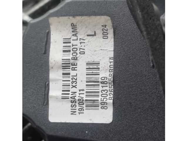 bontott NISSAN QASHQAI Bal Belső Hátsó Lámpa