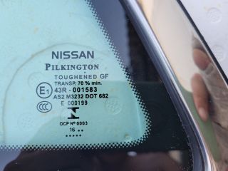 bontott NISSAN QASHQAI Bal C Oszlop Oldalablak Üveg