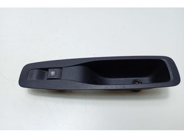 bontott NISSAN QASHQAI Bal első Ablakemelő Kapcsoló