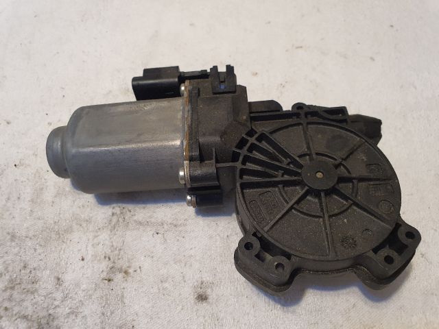 bontott NISSAN QASHQAI Bal első Ablakemelő Motor