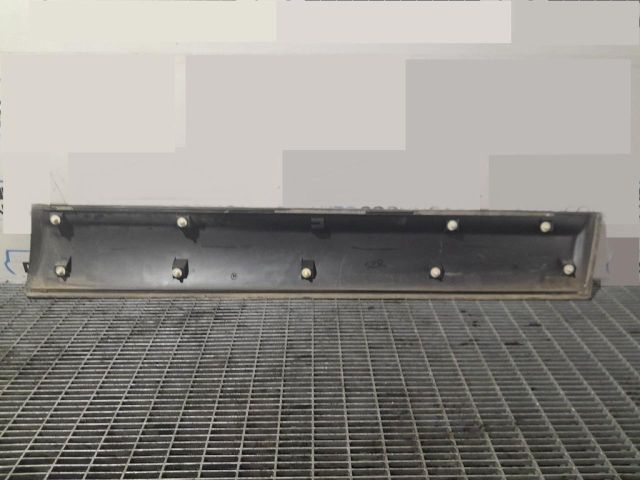 bontott NISSAN QASHQAI Bal első Ajtó Díszléc