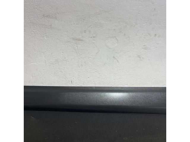 bontott NISSAN QASHQAI Bal első Ajtó Díszléc