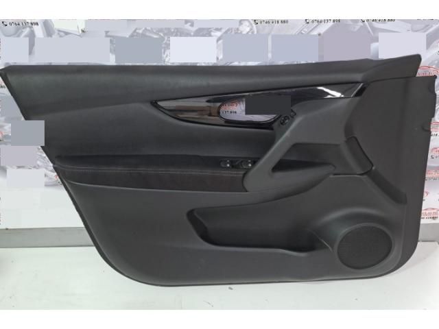 bontott NISSAN QASHQAI Bal első Ajtó Kárpit