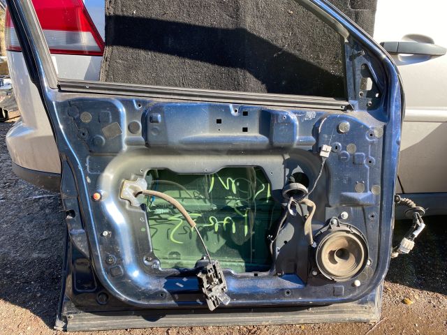 bontott NISSAN QASHQAI Bal első Ajtó (Részeivel)