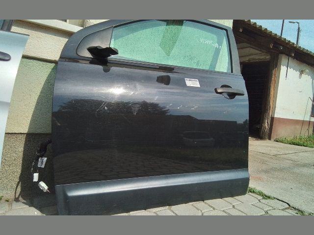 bontott NISSAN QASHQAI Bal első Ajtó (Részeivel)