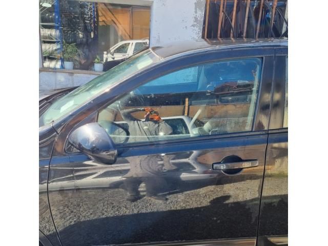 bontott NISSAN QASHQAI Bal első Ajtó (Üres lemez)