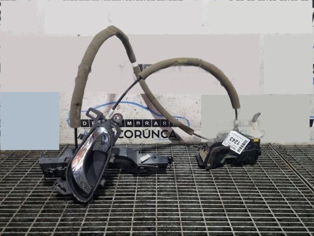 bontott NISSAN QASHQAI Bal első Ajtózár