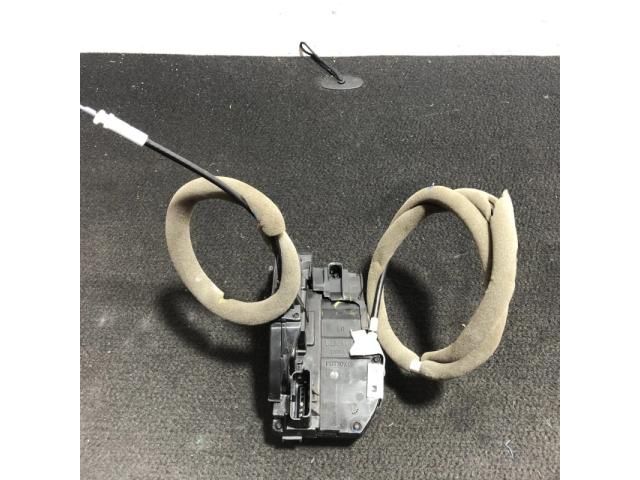 bontott NISSAN QASHQAI Bal első Ajtózár