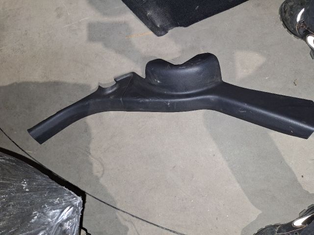 bontott NISSAN QASHQAI Bal első Belső Küszöb Burkolat