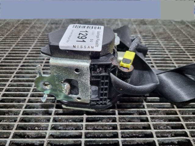 bontott NISSAN QASHQAI Bal első Biztonsági Öv