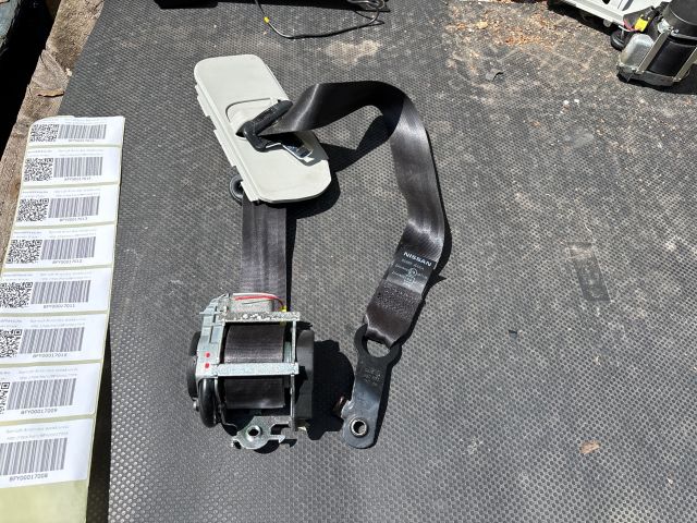 bontott NISSAN QASHQAI Bal első Biztonsági Öv