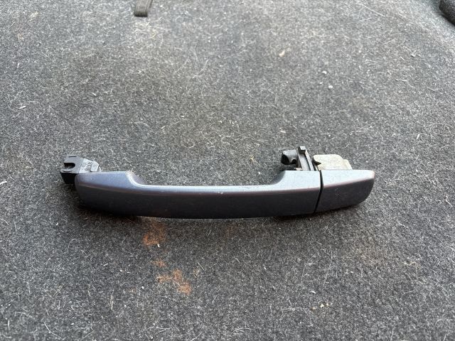 bontott NISSAN QASHQAI Bal első Külső Kilincs