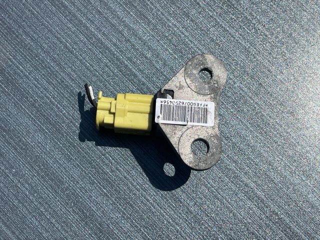 bontott NISSAN QASHQAI Bal első Oldal Ütközés Érzékelő