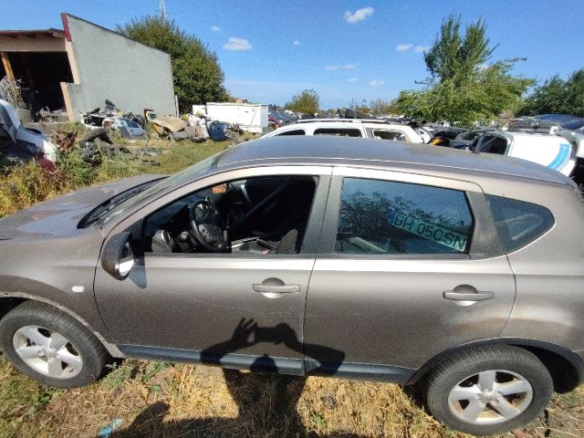 bontott NISSAN QASHQAI Bal első Sárvédő