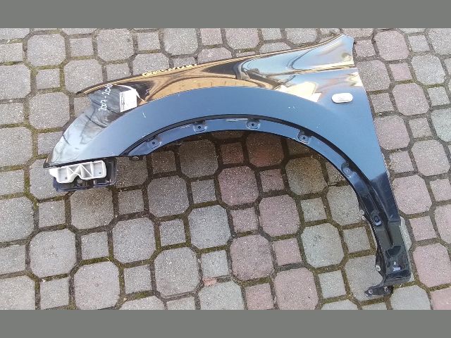 bontott NISSAN QASHQAI Bal első Sárvédő