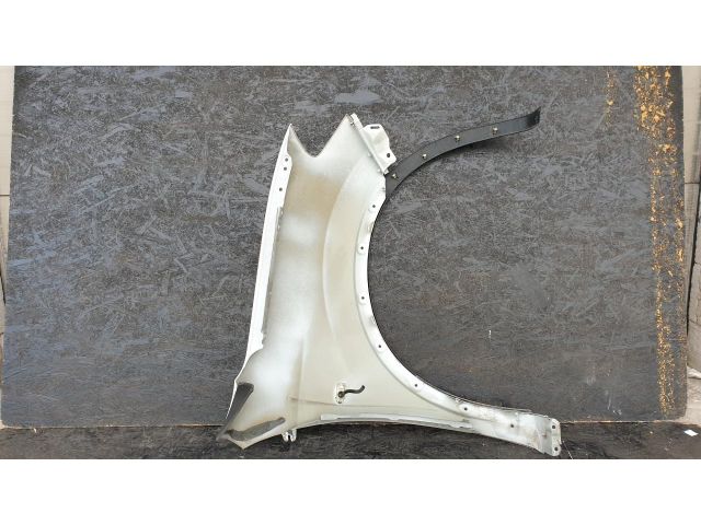 bontott NISSAN QASHQAI Bal első Sárvédő