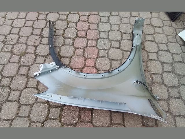 bontott NISSAN QASHQAI Bal első Sárvédő