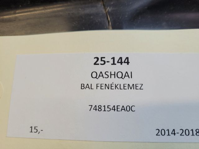 bontott NISSAN QASHQAI Bal Fenéklemez