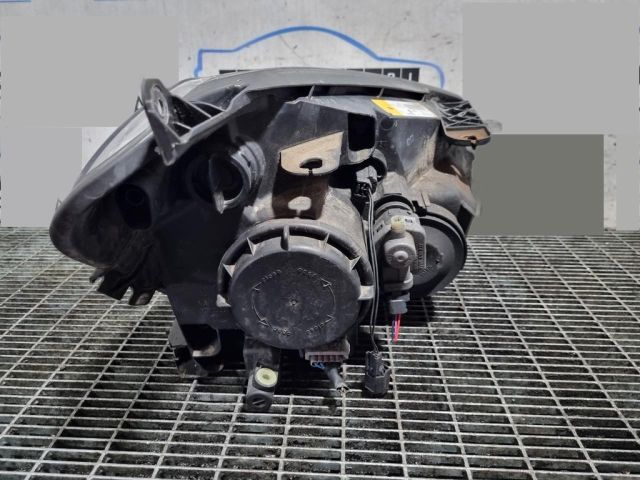 bontott NISSAN QASHQAI Bal Fényszóró