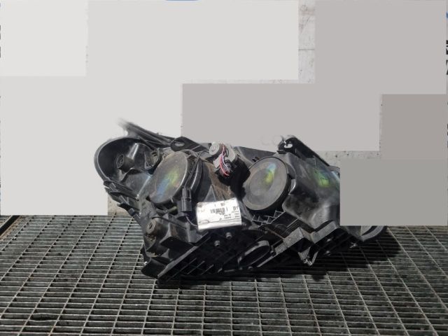 bontott NISSAN QASHQAI Bal Fényszóró