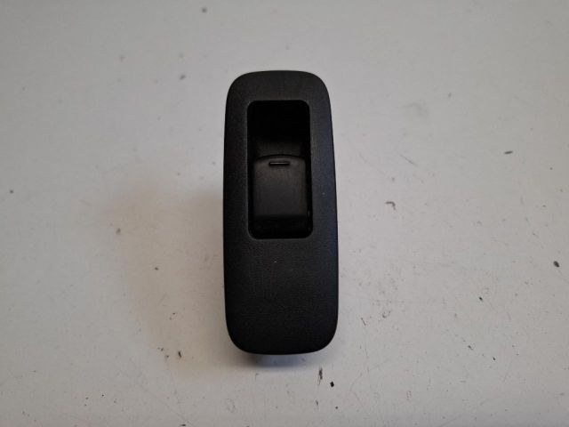 bontott NISSAN QASHQAI Bal hátsó Ablakemelő Kapcsoló