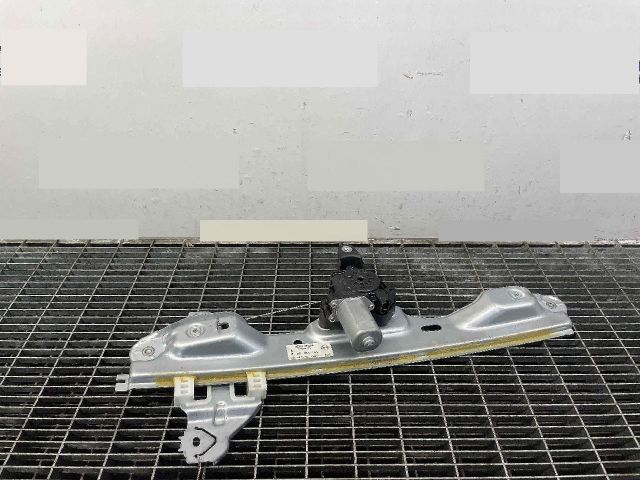 bontott NISSAN QASHQAI Bal hátsó Ablakemelő Szerkezet (Elektromos)