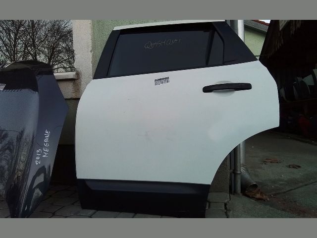 bontott NISSAN QASHQAI Bal hátsó Ajtó (Részeivel)