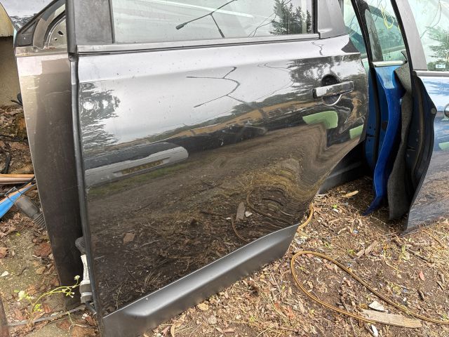 bontott NISSAN QASHQAI Bal hátsó Ajtó (Részeivel)