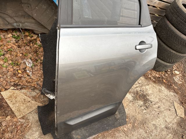 bontott NISSAN QASHQAI Bal hátsó Ajtó (Részeivel)