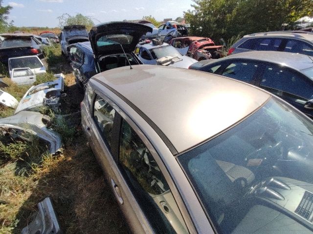 bontott NISSAN QASHQAI Bal hátsó Ajtó (Üres lemez)