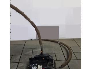 bontott NISSAN QASHQAI Bal hátsó Ajtózár