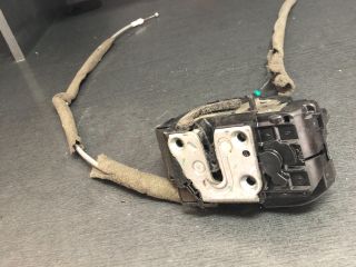 bontott NISSAN QASHQAI Bal hátsó Ajtózár