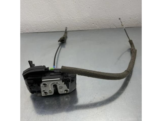 bontott NISSAN QASHQAI Bal hátsó Ajtózár