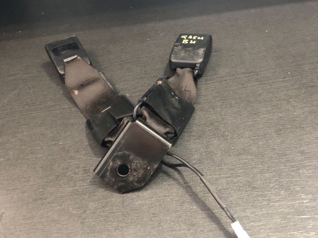 bontott NISSAN QASHQAI Bal hátsó Biztonsági Öv Csat