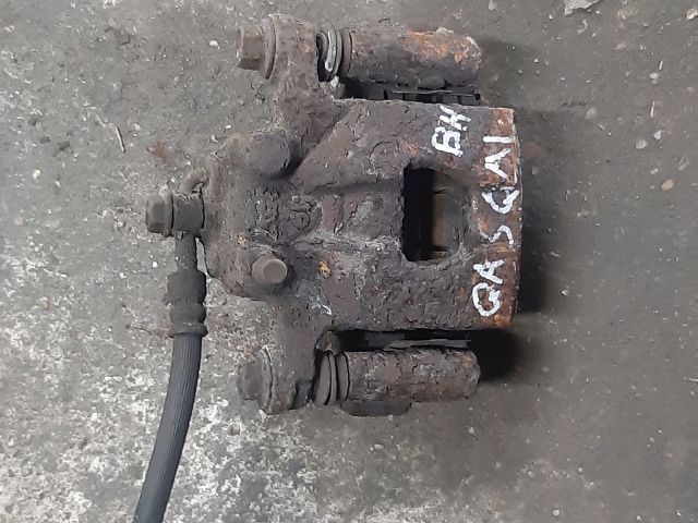 bontott NISSAN QASHQAI Bal hátsó Féknyereg Munkahengerrel