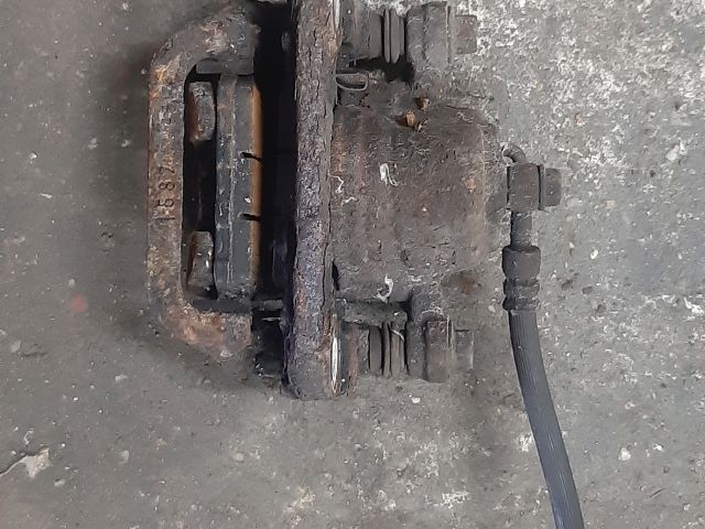 bontott NISSAN QASHQAI Bal hátsó Féknyereg Munkahengerrel