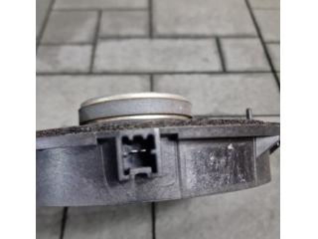 bontott NISSAN QASHQAI Bal hátsó Hangszóró