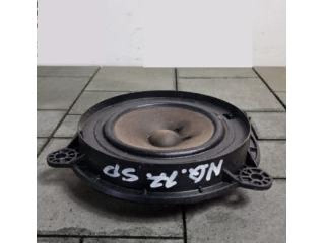 bontott NISSAN QASHQAI Bal hátsó Hangszóró