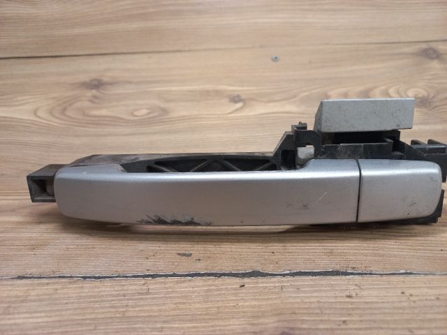 bontott NISSAN QASHQAI Bal hátsó Külső Kilincs