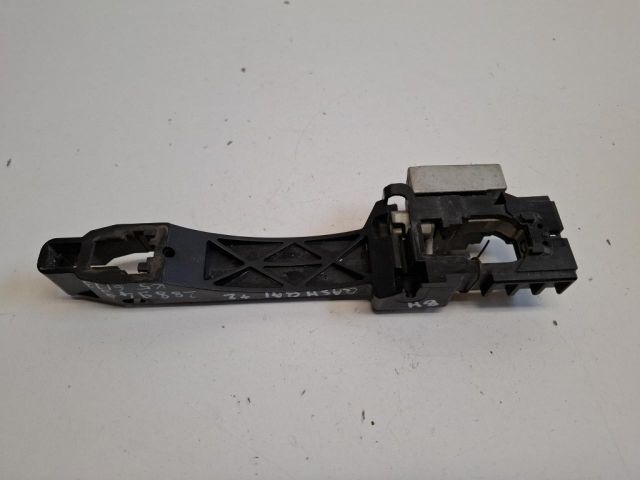 bontott NISSAN QASHQAI Bal hátsó Külső Kilincsfészek