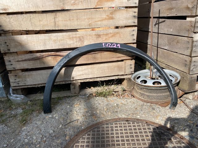 bontott NISSAN QASHQAI Bal hátsó Sárvédő Díszléc