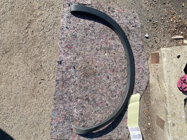 bontott NISSAN QASHQAI Bal hátsó Sárvédő Díszléc