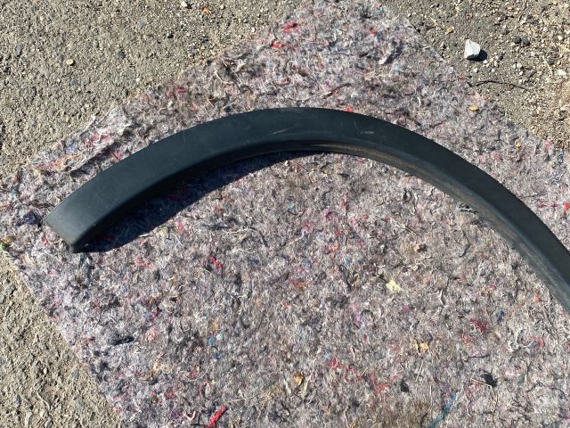 bontott NISSAN QASHQAI Bal hátsó Sárvédő Díszléc