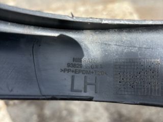 bontott NISSAN QASHQAI Bal hátsó Sárvédő Díszléc