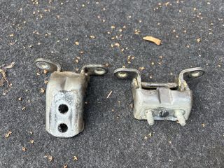 bontott NISSAN QASHQAI Bal hátsó Zsanér